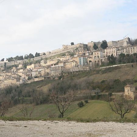 B&B La Collina Degli Ulivi Civitella Del Tronto Esterno foto