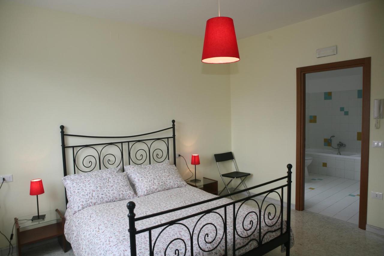 B&B La Collina Degli Ulivi Civitella Del Tronto Esterno foto